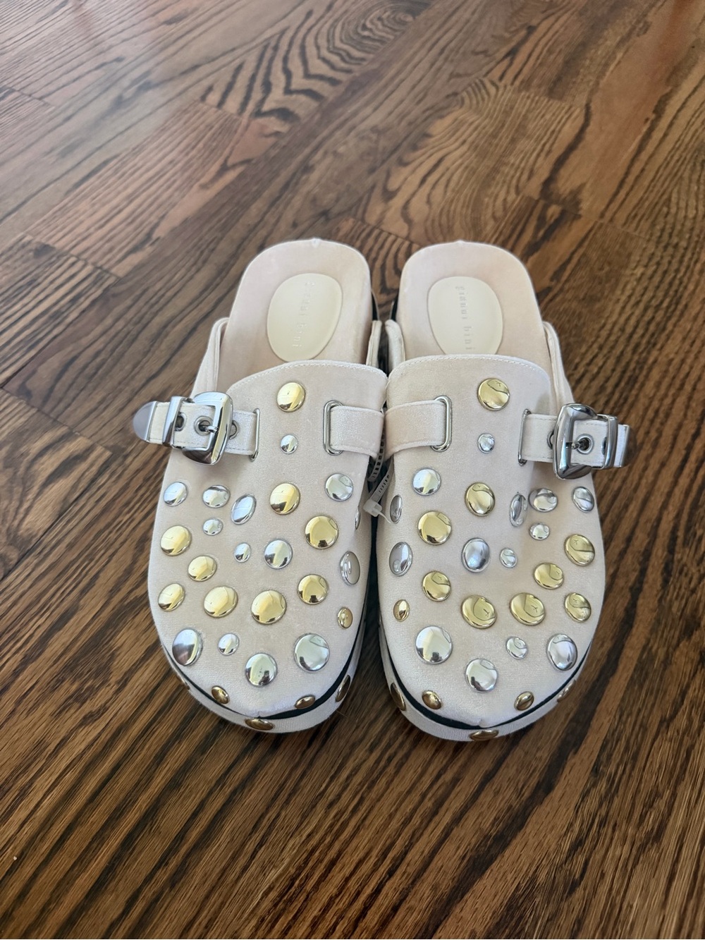 Gianni Bini Velvet Studded Platform Clogs Mules Cream Gold Silver | 9.5